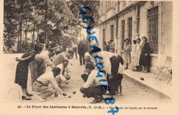 82 - REALVILLE - LE FOYER DES INDIRECTES - UNE PARTIE DE BOULES SUR LA TERRASSE- PETANQUE - Realville