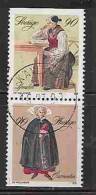 SWEDEN - NOËL - COSTUMES FOLKLORIQUES - Yvert # 1069a - SE-TENANT PAIR  - VF USED - Gebraucht