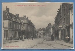 27 - Le NEUBOURG -- Rue De L'Hôtel De Ville - Le Neubourg