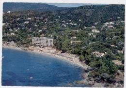 83 - LE RAYOL - LA PLAGE ET L'HÔTEL BAILLI DE SUFFREN        /   1649 - Rayol-Canadel-sur-Mer