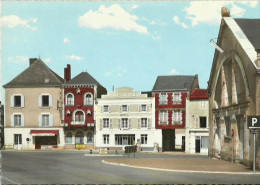79 - THENEZAY Le Centre De La Ville - Hotel Gerbier - France Soir  - Non Circulée - Thenezay