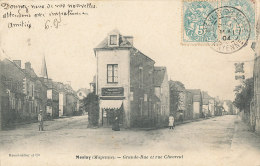 QQ 402 / C P A  -MESLAY        (53) GRANDE RUE ET RUE CHEVREUL - Meslay Du Maine