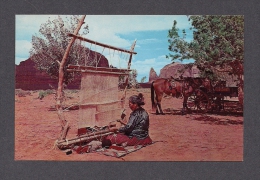 INDIENS DE L´AMÉRIQUE DU NORD - INDIANS - NAVAJO RUG WEAVERS - PUB. PETLEY STUDIOS - Indiens D'Amérique Du Nord