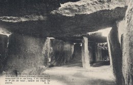 Bagneux  -  Interieur Du Grand Dolmen.  S-374 - Dolmen & Menhire