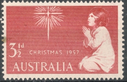 Australia 1957  3&1/2d  Christmas    MNH Stained   Scott#306 - Neufs