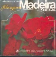 Portugal ** & Carteira Anual, Flores Regionais  Da  Madeira, Tudo Em Selos 1983 (868) - Cuadernillos