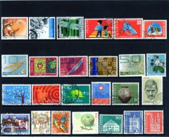 Svizzera/8 - N. 25 Francobolli Differenti Usati - Collections