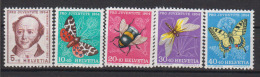 SUISSE      1954     N.  553 / 557     COTE      12 . 00   EUROS             ( M 115 ) - Unused Stamps