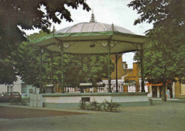 Carte Postale 59. Merville  Le Kiosque à Musique Trés Beau Plan - Merville