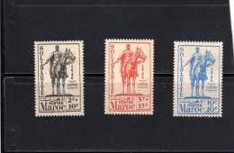 MAROC:année 1946 Série De 3 Valeurs N° 241*à243* - Unused Stamps