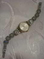 GORGEOUS SWATCH WATER RESISTANT LADIES WATCH 2007 ~ CURLY PATTERN BRACELET - Altri & Non Classificati