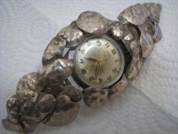 FANTASTIC LARGE SILVER BROOCH WITH WATCH - Sonstige & Ohne Zuordnung