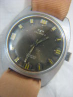 VINTAGE TECHNOS 17 JEWELS MECHANICAL MENS SWISS WATCH - Montres Anciennes