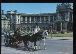 CPM Neuve Autriche WIEN Neue Hofburg VIENNE Nouveau Château Attelage - Wien Mitte