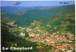 07 Le Cheylard (430m) Vue Générale  Au Fond Gerbier De Jonc (1551m) Et Mont Mezenc (1754m) TBE - Le Cheylard