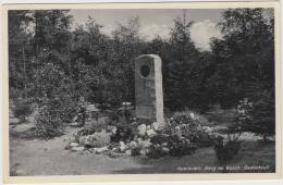 Apeldoorn  - Berg En Bosch. Gedenkzuil -  Nederland/Holland - Apeldoorn