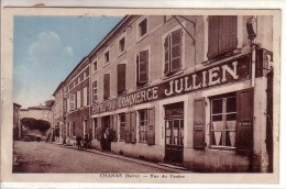 CHANAS.RUE DU CENTRE.HOTEL DU COMMERCE JULIEN. - Chanas