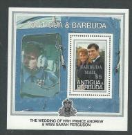 Barbuda BF N° 105 XX  Mariage Du Prince Andrew Et De Miss Sarah Ferguson, Le Bloc Sans Charnière  TB - Barbuda (...-1981)