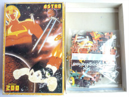 Puzzle R-G 1984 - ASTRO LE PETIT ROBOT - ASTRO Contre ATLAS 200 Pièces - Puzzles