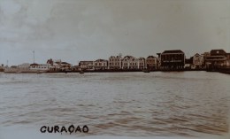 CURACAO CARTE PHOTO  HOTEL AMERICANO VUE DU PORT PRISE A BORD DU PAQUEBOT FLANDRE - Curaçao