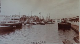 CURACAO CARTE PHOTO  N°7   VUE DU PORT PRISE A BORD DU PAQUEBOT FLANDRE - Curaçao