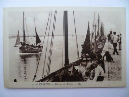 62 : Etaples - Bateau De Pêche - Animée - Pêcheurs , Enfants - (n°1349) - Etaples