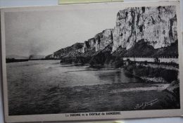 Le Rhone Et Le Defile De Donzere - Donzere