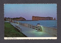 PERCÉ - GASPÉSIE - QUÉBEC - LE ROCHER DE PERCÉ - LA PROMENADE À LA BRUNANTE - PAR UNIC - Percé