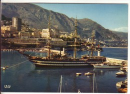CPSM De Monaco Vue Su Le Port Et Monte Carlo (bateau 3 Mats) - Hafen