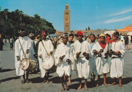 AFRIQUE,AFRICA,MAROC,MAROCCO,MARRUECOS,MARRAKECH,f Ete,danse,gnaouas,folklor E,musicien,artiste - Marrakesh