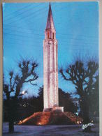 17 - ILE D´OLÉRON  - SAINT-PIERRE D´ OLÉRON - La Flèche De Saint-Pierre, La Nuit. (Lanterne Des Morts) - Saint-Pierre-d'Oleron