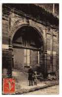 CARTE POSTALE - FRANCE - ST SULPICE LA POINTE - ANCIEN PORTAIL - SCENE DE RUE - ENFANTS - 1908 - Saint Sulpice