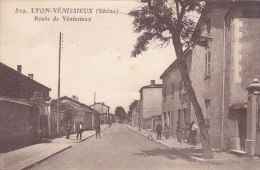 69 - Vénissieux - Route De Vénissieux (animée) - Vénissieux