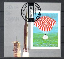 STATE OF OMAN. BF Oblitéré De 1971. Apollo 11/Parachute. - Parachutespringen