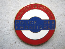 PAF ANCIEN INSIGNE METALIQUE DE LA P.A.F ETAT EXCELLENT A.B PARIS + POINCON - Polizia