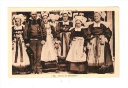 CPA :29 - Noce De Finistère - Hommes & Femmes En Costumes - Costumes