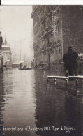 Carte Postale Photo ASNIERES SUR SEINE-Inondations 1910 Rue D'Anjou-Barque- VOIR 2 SCANS - - Asnieres Sur Seine