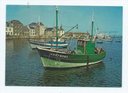 Ile De Sein (29) : GP Du Bateau De Pêche "Adieu Vat"dans L'arrière Port à Mparée Haute En 1970 GF. - Ile De Sein