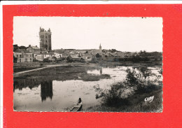 44 OUDON Cpsm Tour Eglise Bassin    7 Artaud Gaby - Oudon