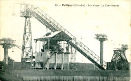 N°36111 -cpa Potigny -les Mines- Le Chevalement- - Mines