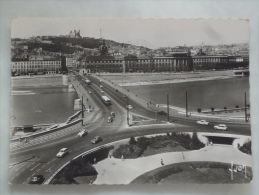 LYON ( 69 ) LE PONT DE LA GUILLOTIERE  CPSM  I.B 6898 - Lyon 7