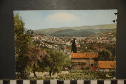 CP, 06, Vence Vue Generale N°4537 Edition CIM 1963 Homme Dans Son Jardin A Identifier - Vence