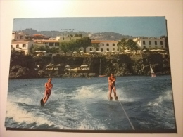 Coppia Di Giovani Che Effettuano SCI NAUTICO SCI ACQUATICO   Grand Hotel Baia Verde Cannizzaro Ct Sicilia - Water-skiing