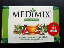 Soap Wrapper From Lithuania, 2 Scans, Medimix Ayurvedic Soap With 18 Herbs - Autres & Non Classés