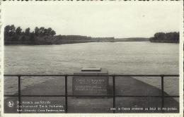 St.  Amands  Aan/ Schelde -- Grafmonument - Emile  Verhaeren.  (2 Scans) - Sint-Amands