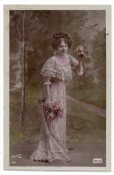 Cpa - Sainte Catherine - Pose D´une Jeune Femme - Studio Photo Lenormand - Sainte-Catherine