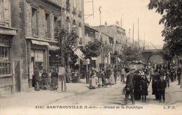 SARTROUVILLE-avenue De La République - Sartrouville