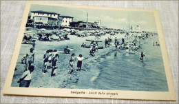 SENIGALLIA SALUTI DALLA SPIAGGIA ANIMATA - Senigallia