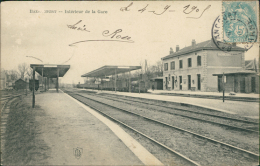 51 BAZANCOURT / Intérieur De La Gare / - Bazancourt