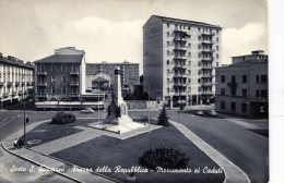 Sesto S. Giovanni. Piazza Della Repubblica. Monumento Ai Caduti - Sesto San Giovanni